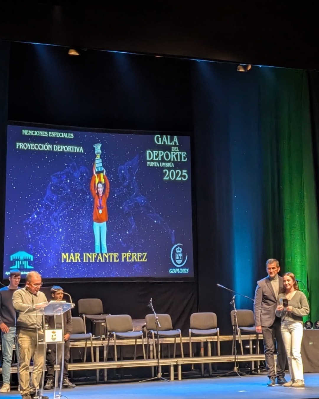 MAR-INFANTE-PEREZ-distincion-al-rcmtpu-en-la-gala-del-deporte-2025